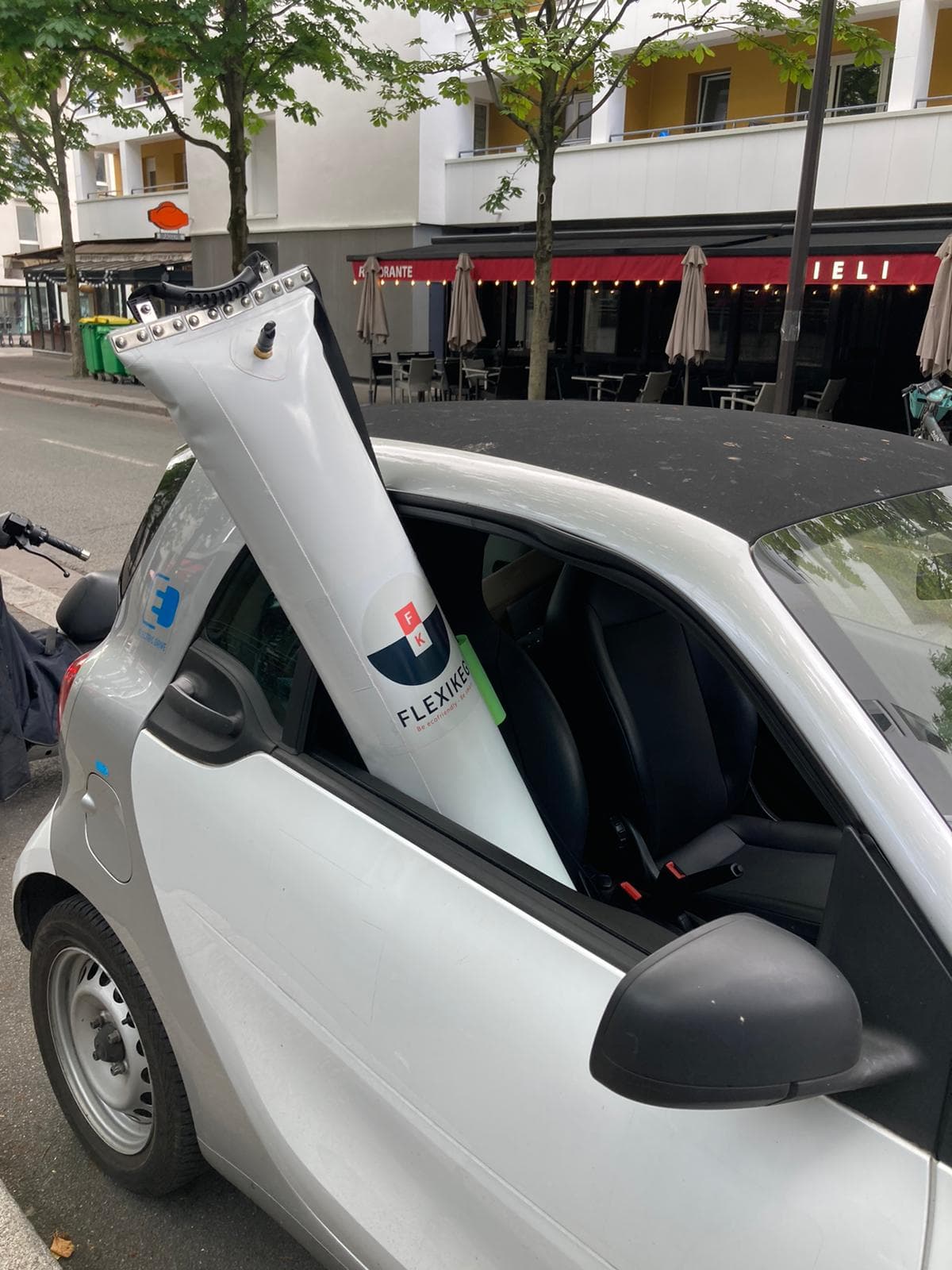 30L keg near car window