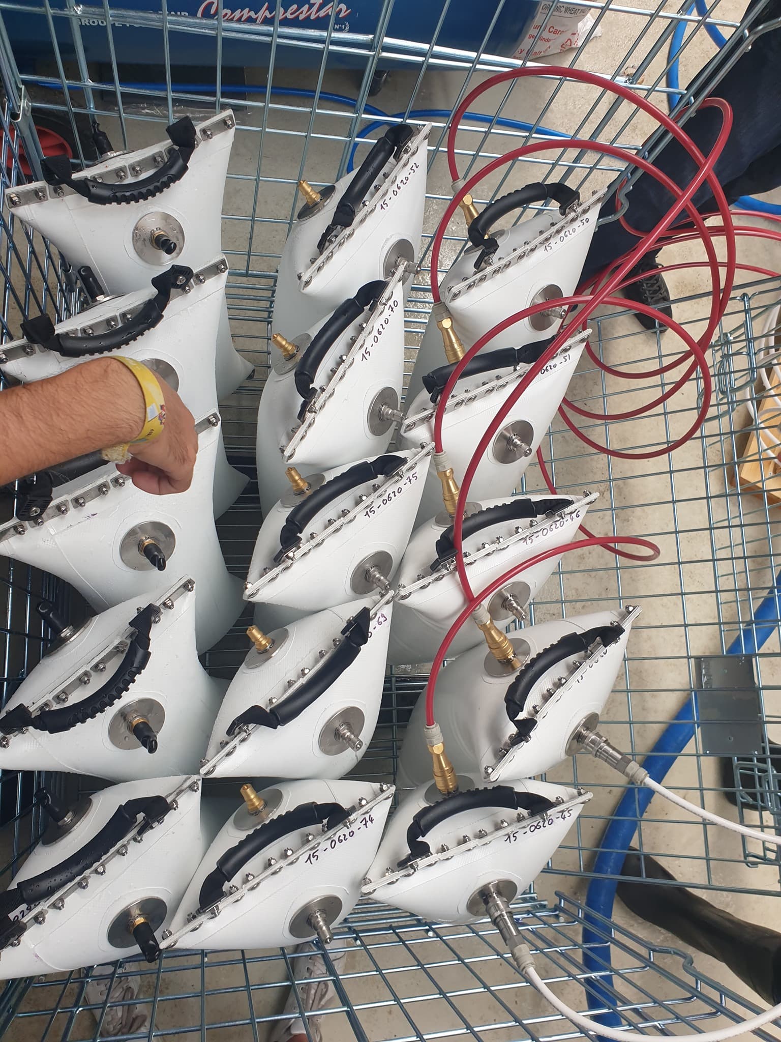 Kegs in filling cage